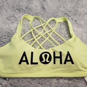 NWT Lululemon *Aloha* 8